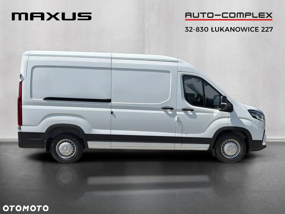 Maxus Deliver 9 - 7
