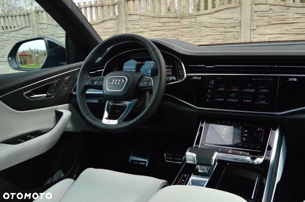Audi SQ8 - 26