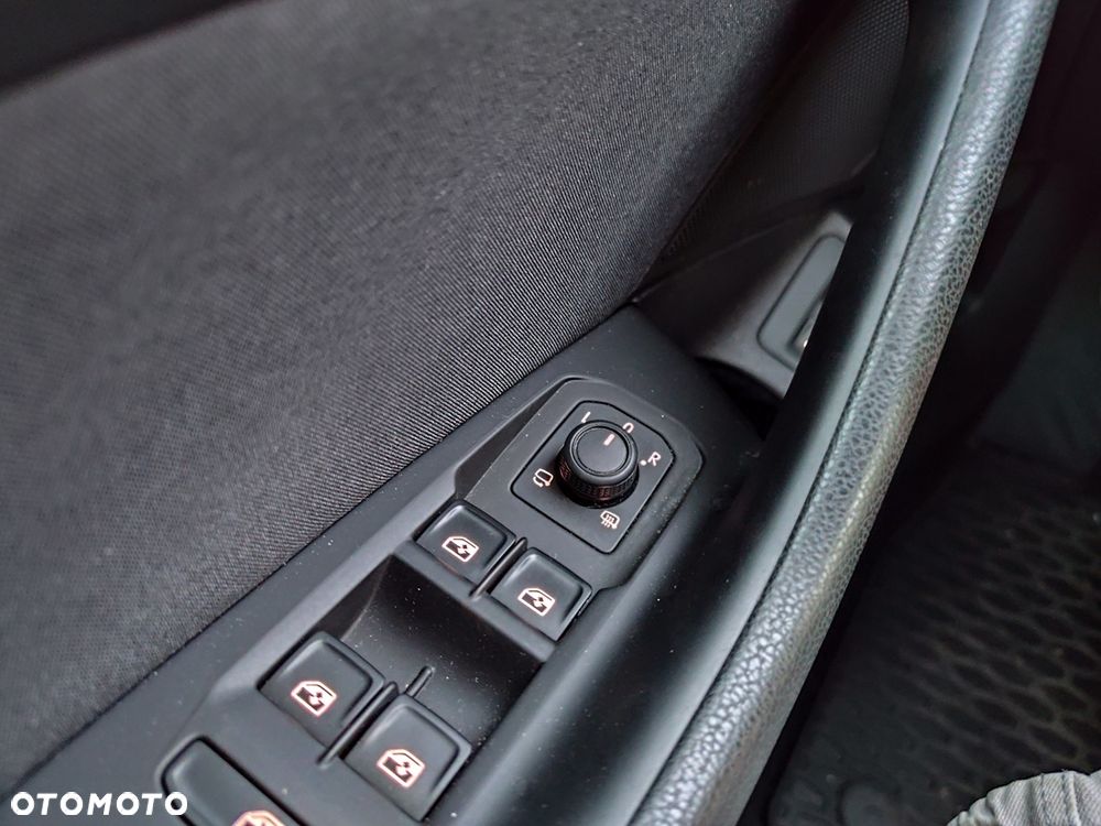 Volkswagen Passat 2.0 TDI EVO Business - 16