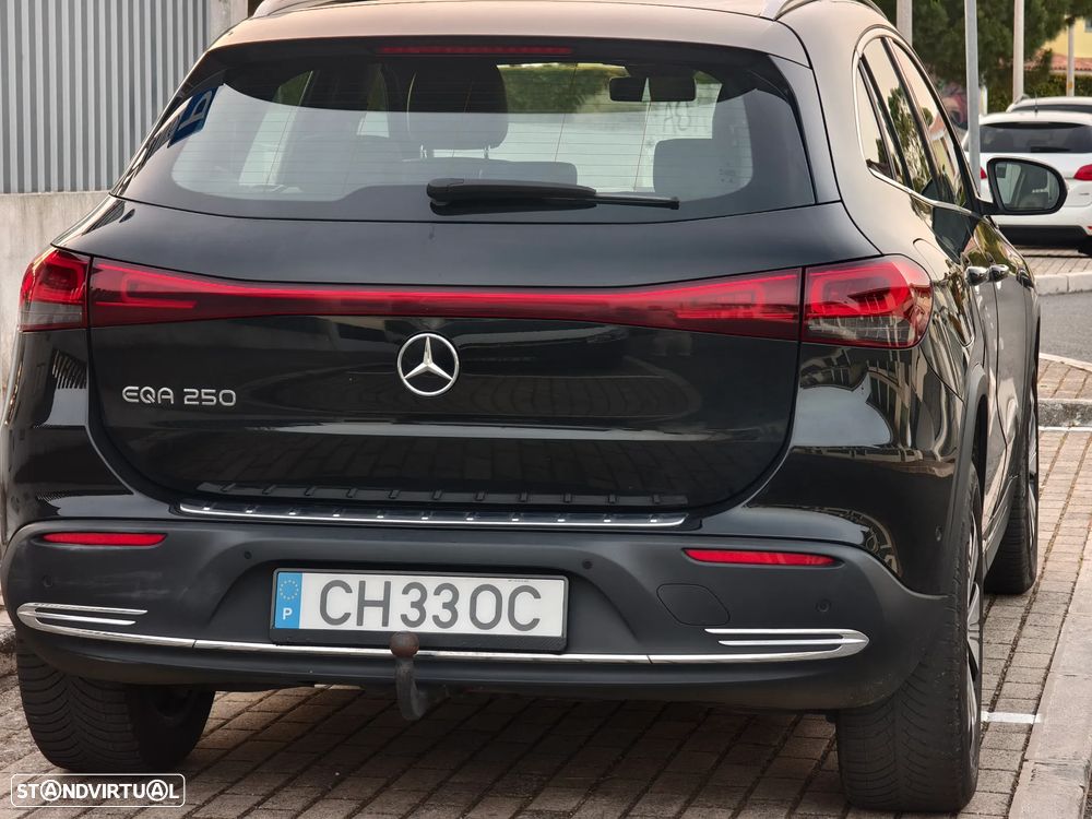 Mercedes-Benz EQA 250 - 17