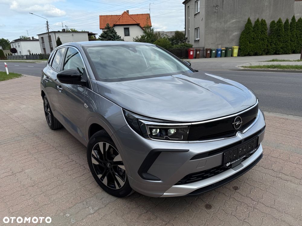 Opel Grandland 1.5 D Automatik Business Elegance - 3
