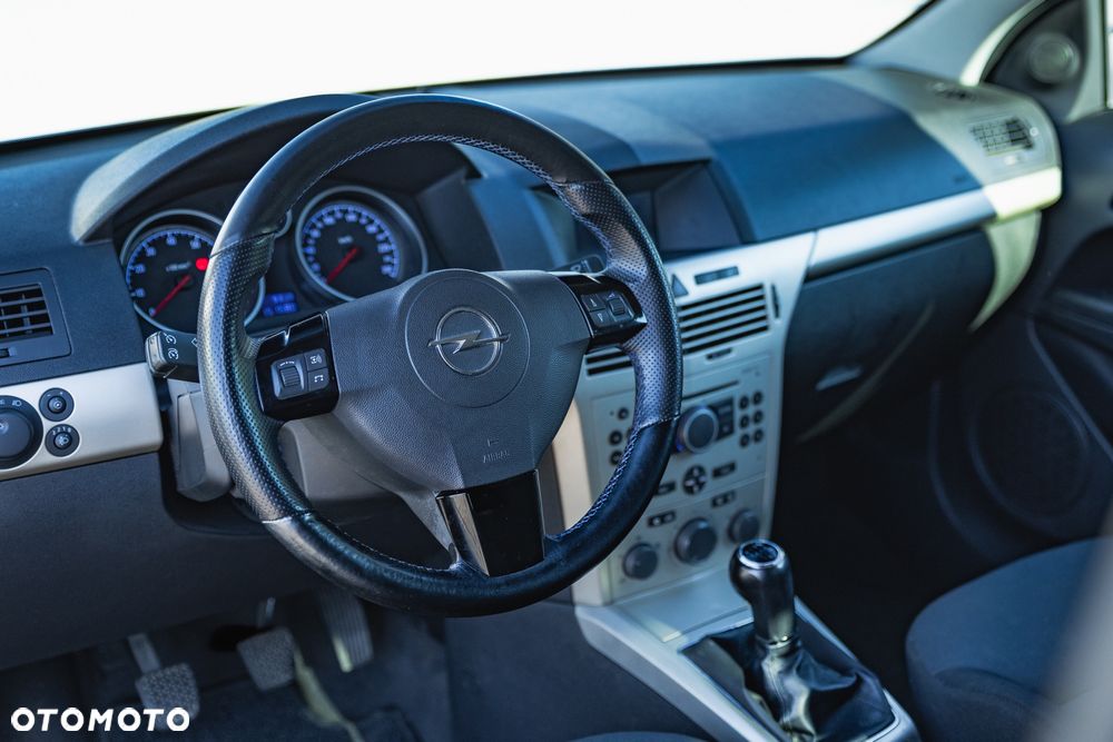 Opel Astra 1.6 Turbo Sport - 7
