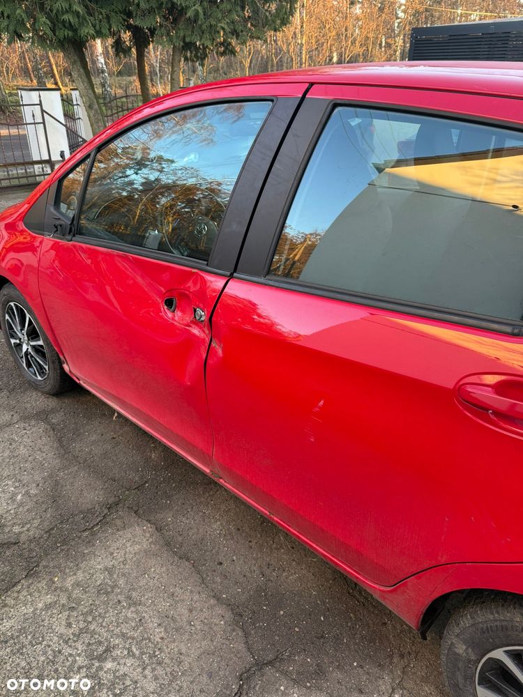 Toyota Yaris 1.5 Dynamic - 5