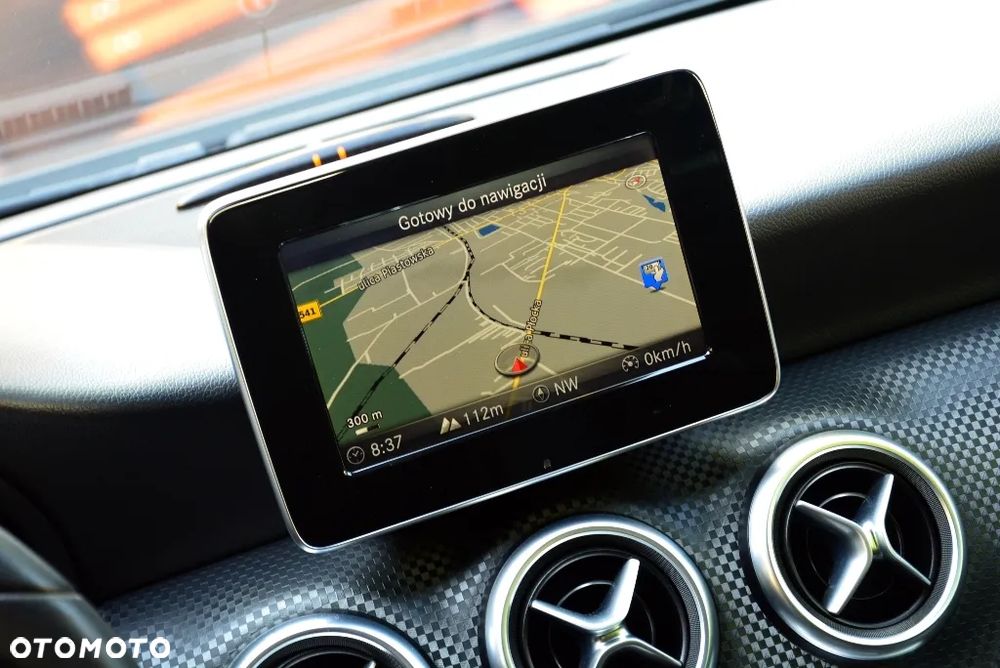 Mercedes-Benz Klasa A 200 (BlueEFFICIENCY) Urban - 13