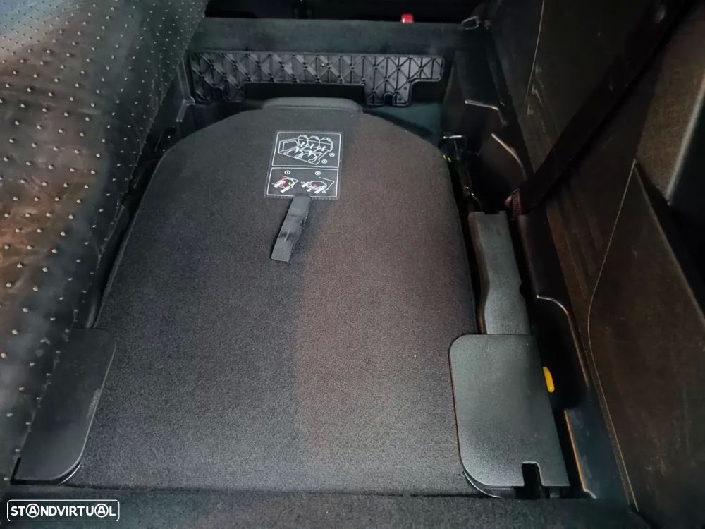 Peugeot 5008 PureTech 130 EAT6 Allure - 38