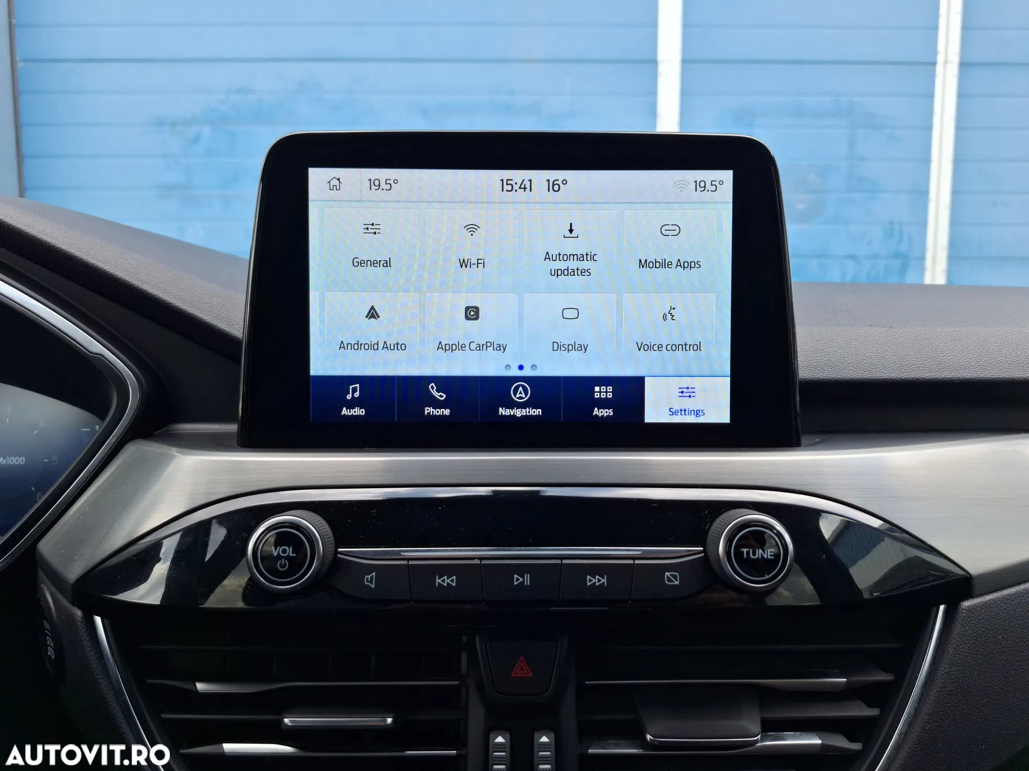 Ford Kuga - 16