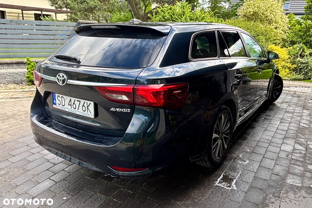 Toyota Avensis 2.0 D-4D Prestige - 3