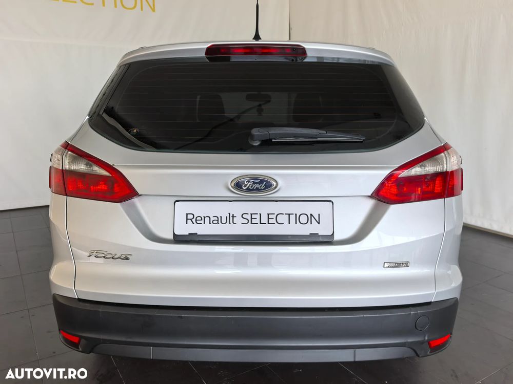 Ford Focus 1.6 TDCI DPF Trend - 6
