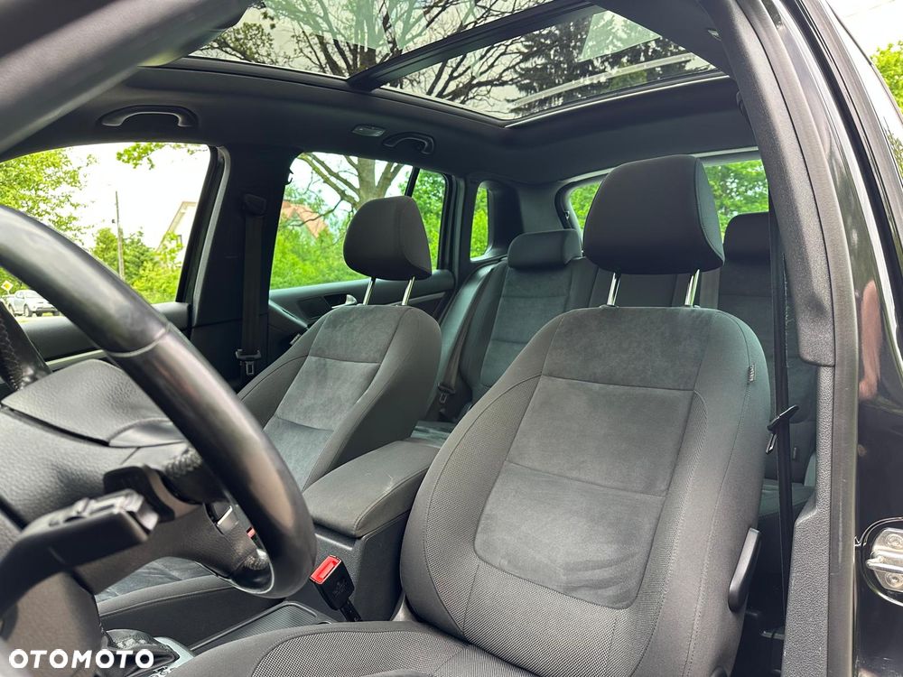 Volkswagen Tiguan 2.0 TDI DPF 4Motion BlueMotion Technology DSG Sport & Style - 18