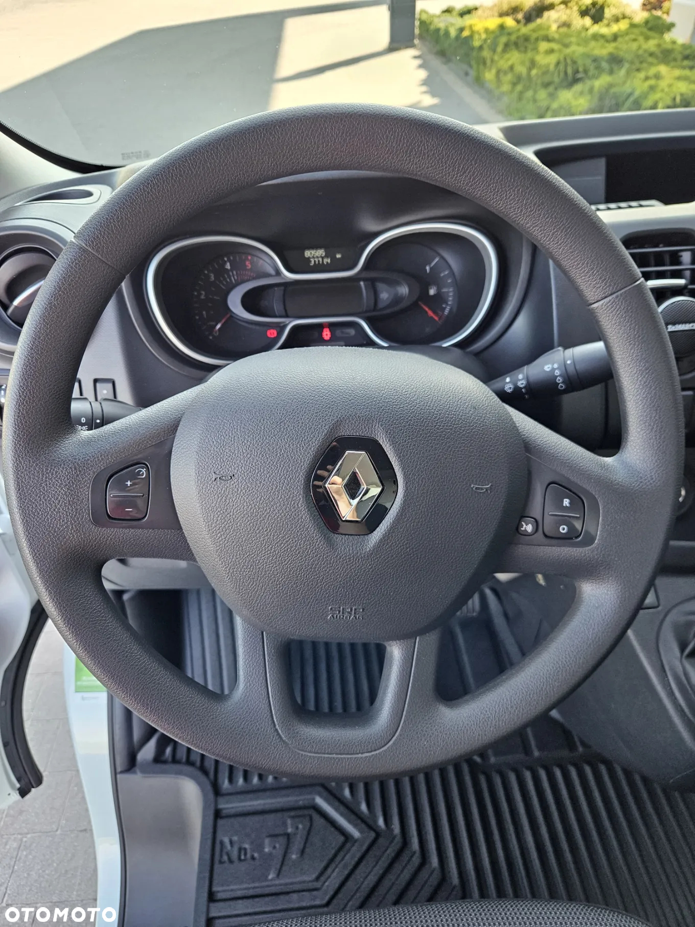 Renault Trafic - 29