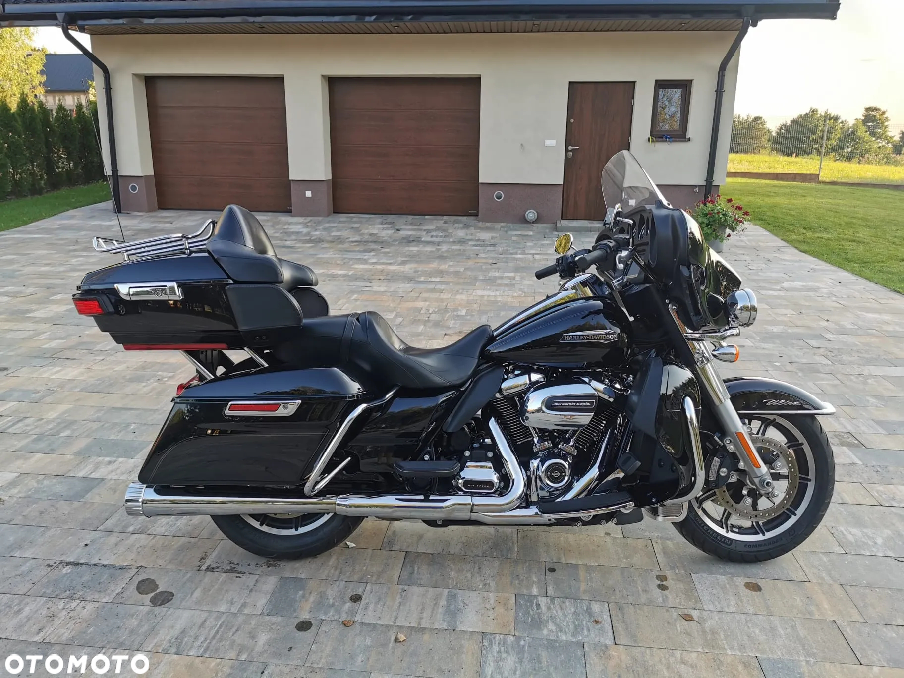 Harley-Davidson FLHTCU Ultra - 13