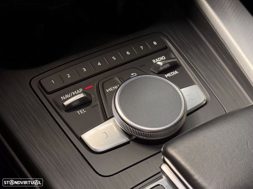 Audi A4 Avant 45 TFSI quattro S tronic - 28