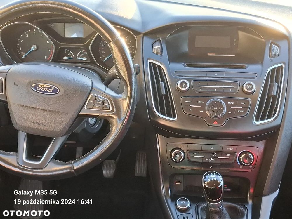 Ford Focus 1.6 Trend - 5