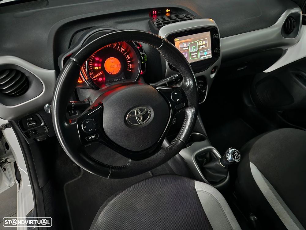 Toyota Aygo 1.0 X-Play+X-Touch - 8