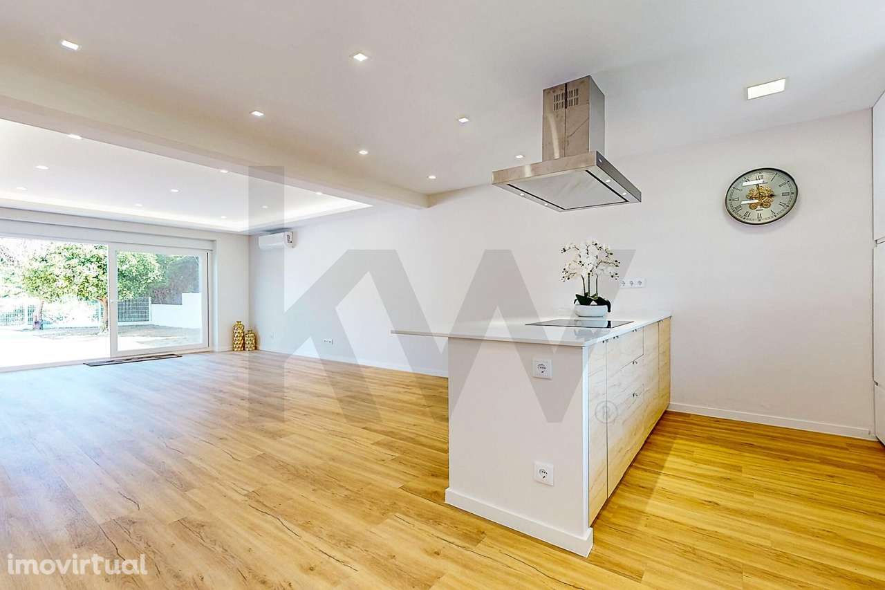 Moradia totalmente recuperada e remodelada, em Caxias - Grande imagem: 3/34