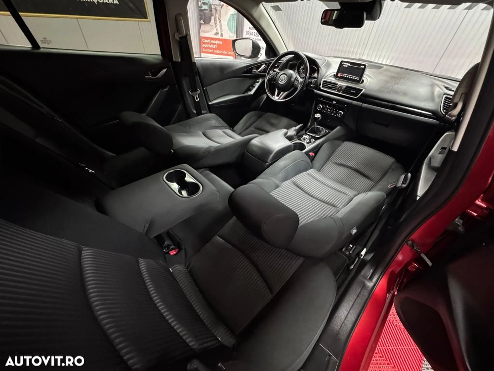 Mazda 3 - 15