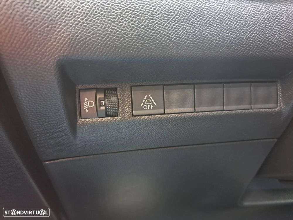Peugeot 2008 1.5 BlueHDi Allure - 14