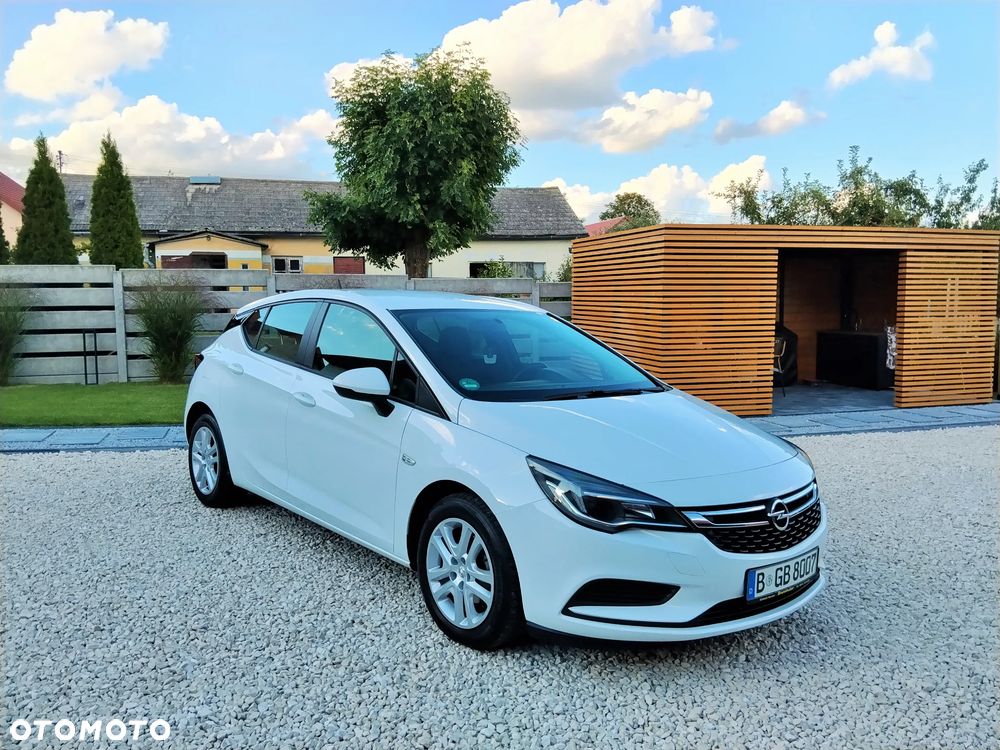 Opel Astra - 1