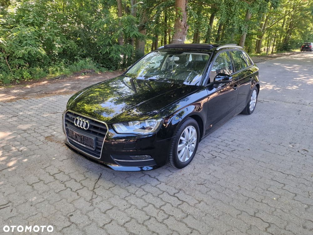 Audi A3 Sportback 1.4 TFSI Attraction - 1