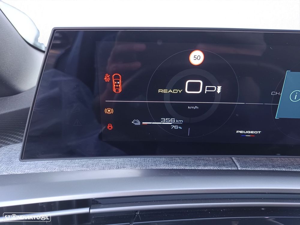 Peugeot E-3008 73 kWh Allure - 12
