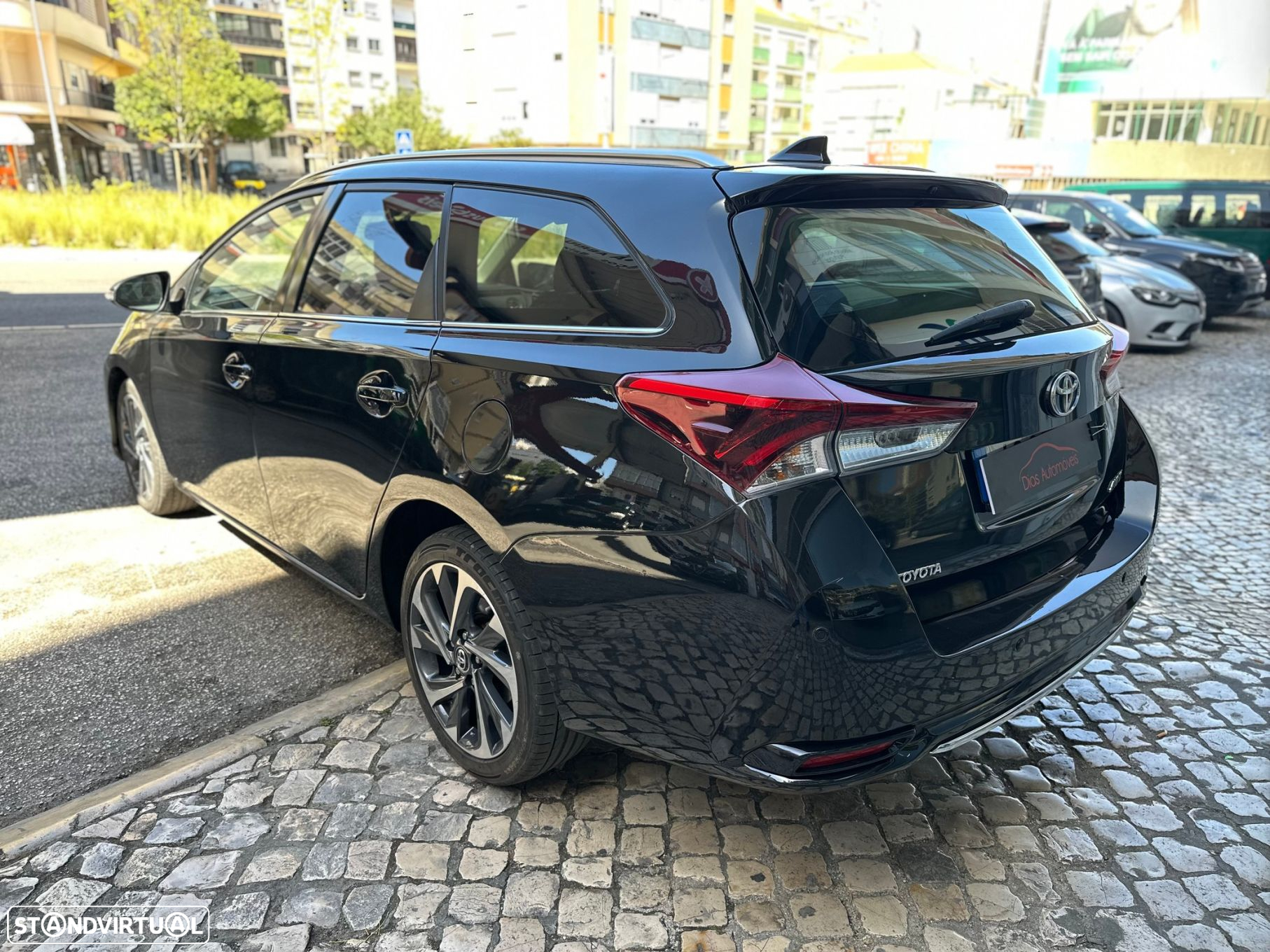 Toyota Auris Touring Sports 1.6 D-4D Exclusive+Navi - 6