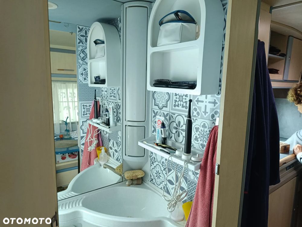 Adria Unica 502 - 9