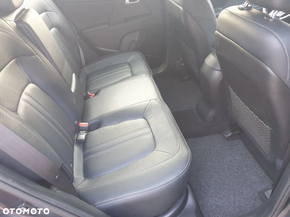 Kia Sportage 1.6 GDI Business Line L 2WD - 12