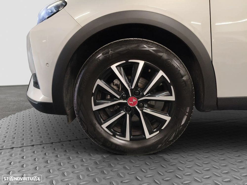 DS DS3 Crossback PureTech 130 Aut. PERFORMANCE LINE - 32