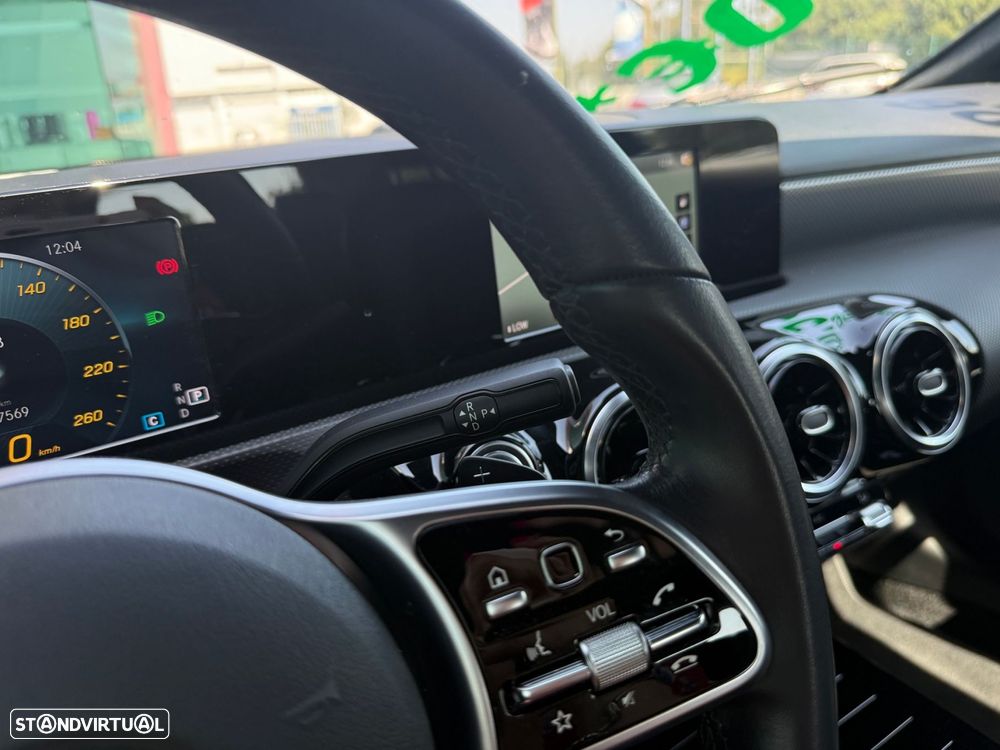 Mercedes-Benz A 180 7G-DCT Progressive - 24