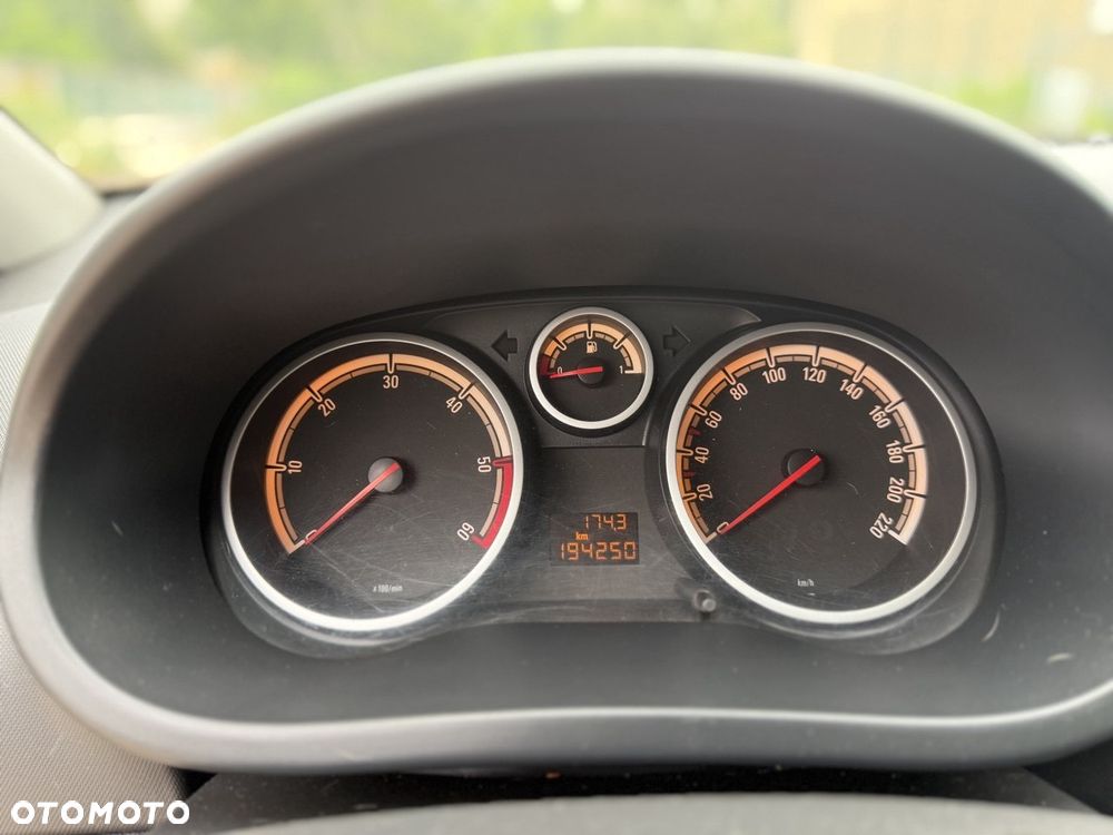 Opel Corsa - 17