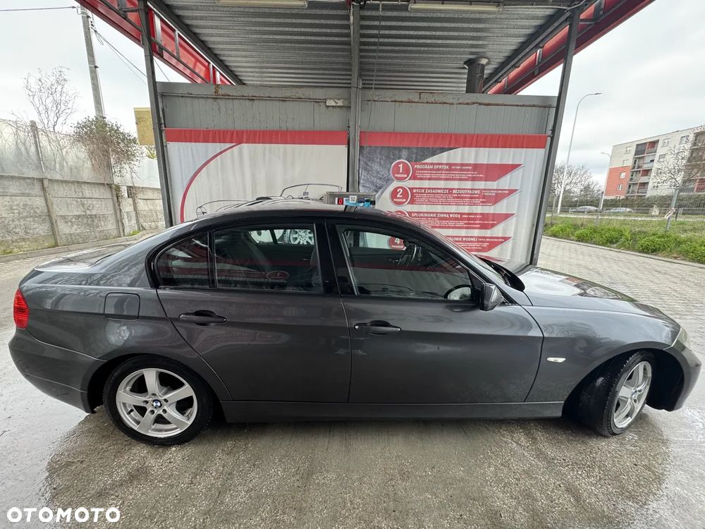 BMW Seria 3 ver-320i - 5