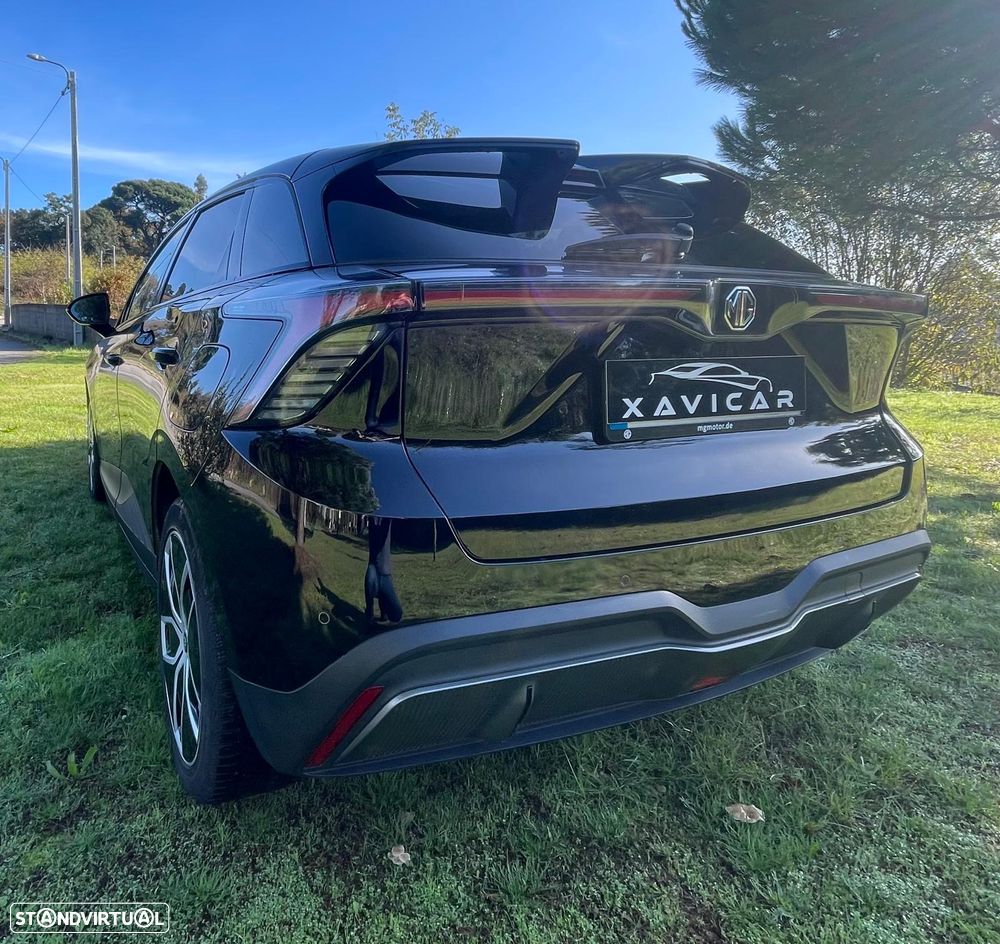 MG MG4 64 kWh Luxury - 3