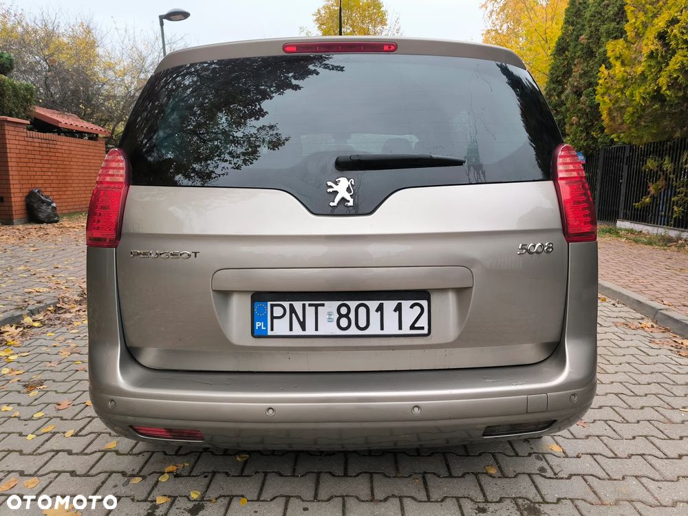 Peugeot 5008 - 16