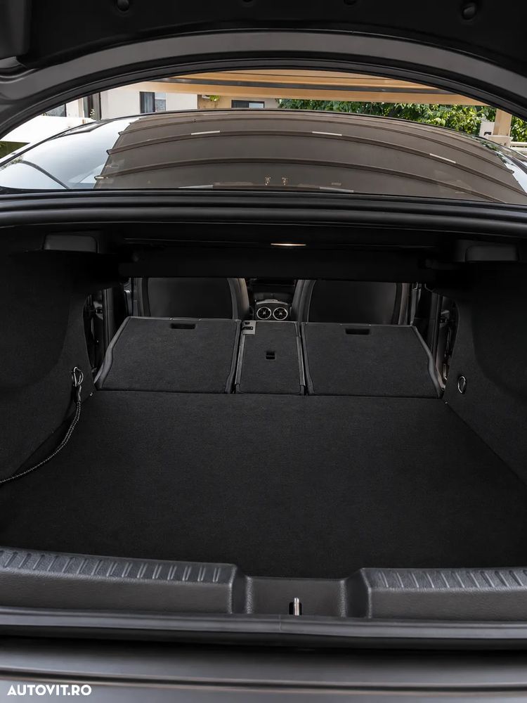 Mercedes-Benz CLA 250 - 12