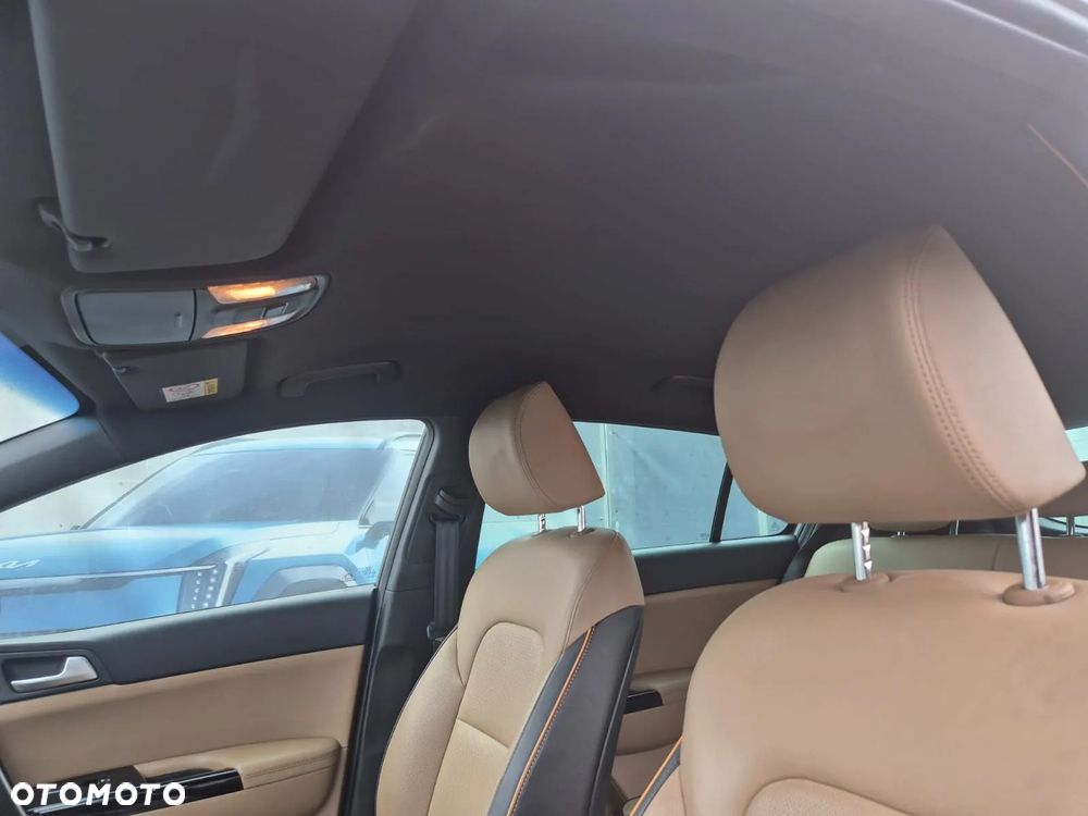 Kia Sportage 1.6 T-GDI L Business Line Plus 2WD DCT - 11