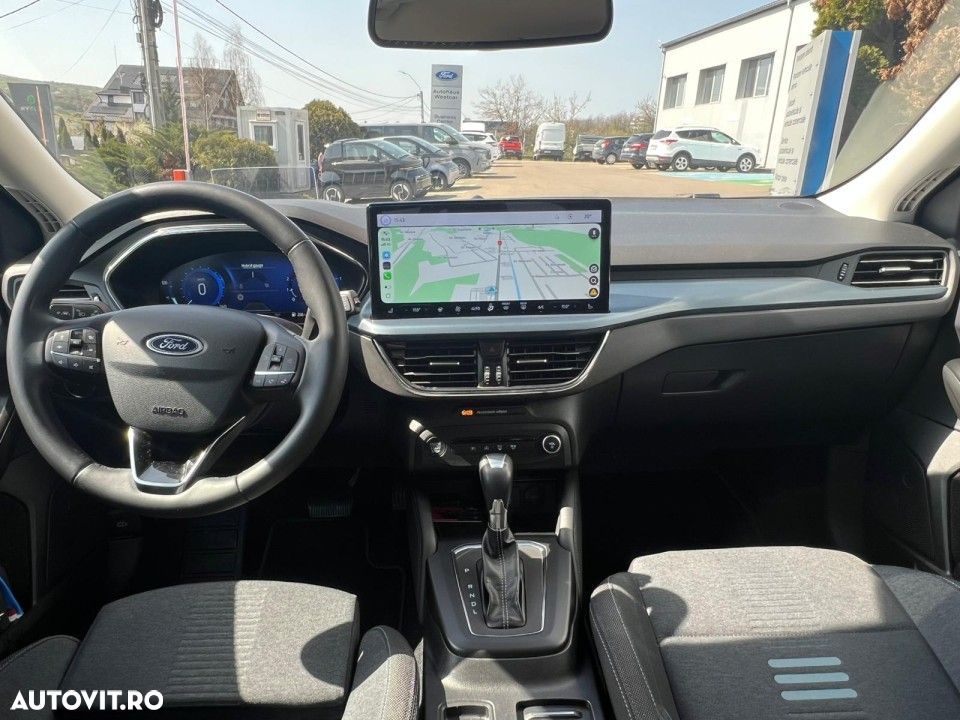 Ford Focus - 8