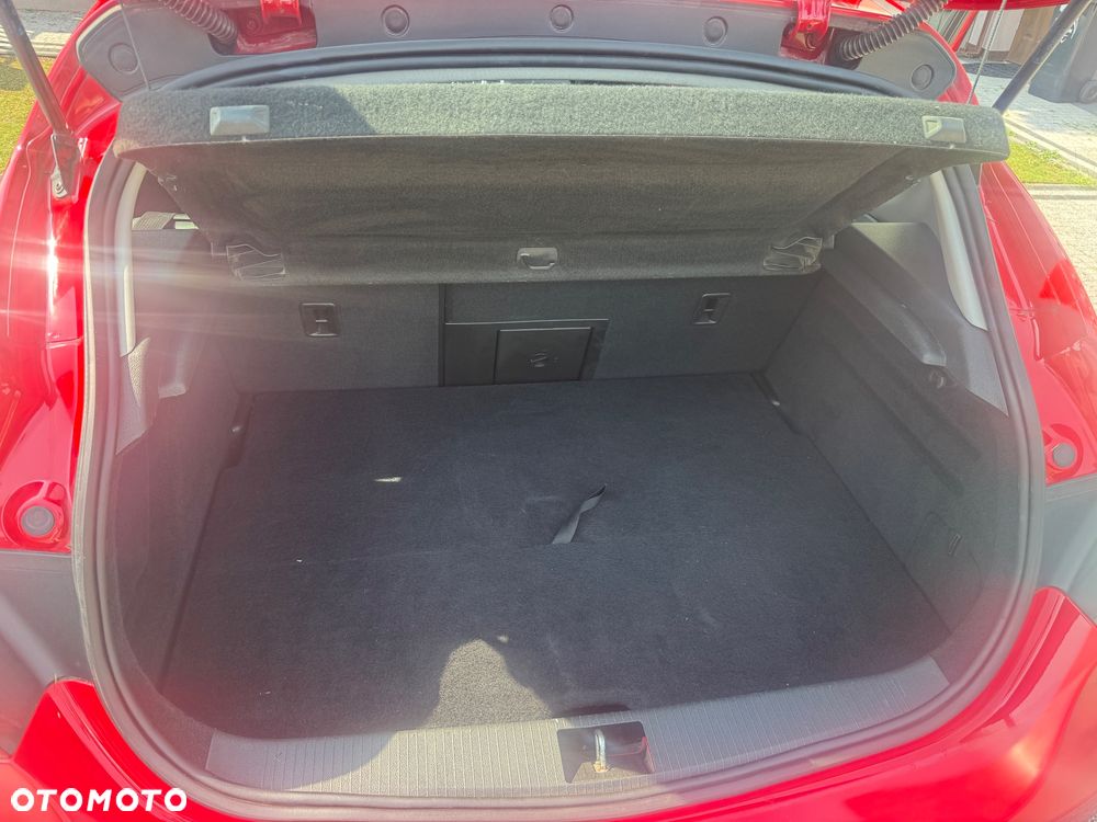 Opel Astra 1.6 T Cosmo - 15