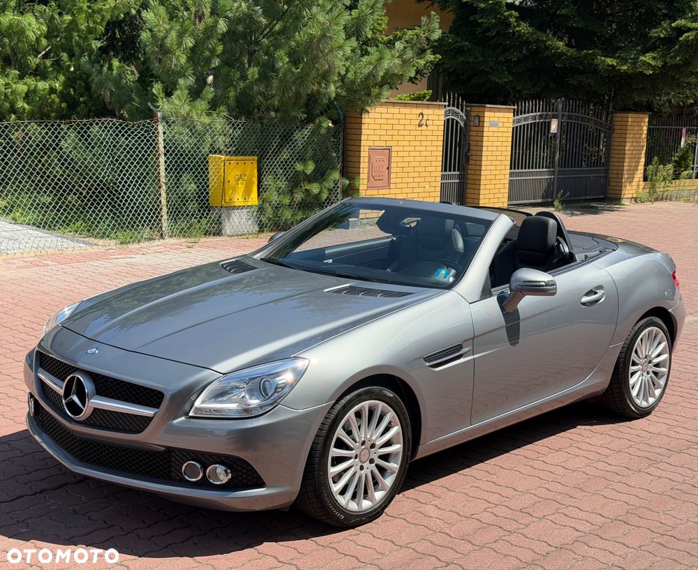 Mercedes-Benz SLK 200 (BlueEFFICIENCY) 7G-TRONIC - 4