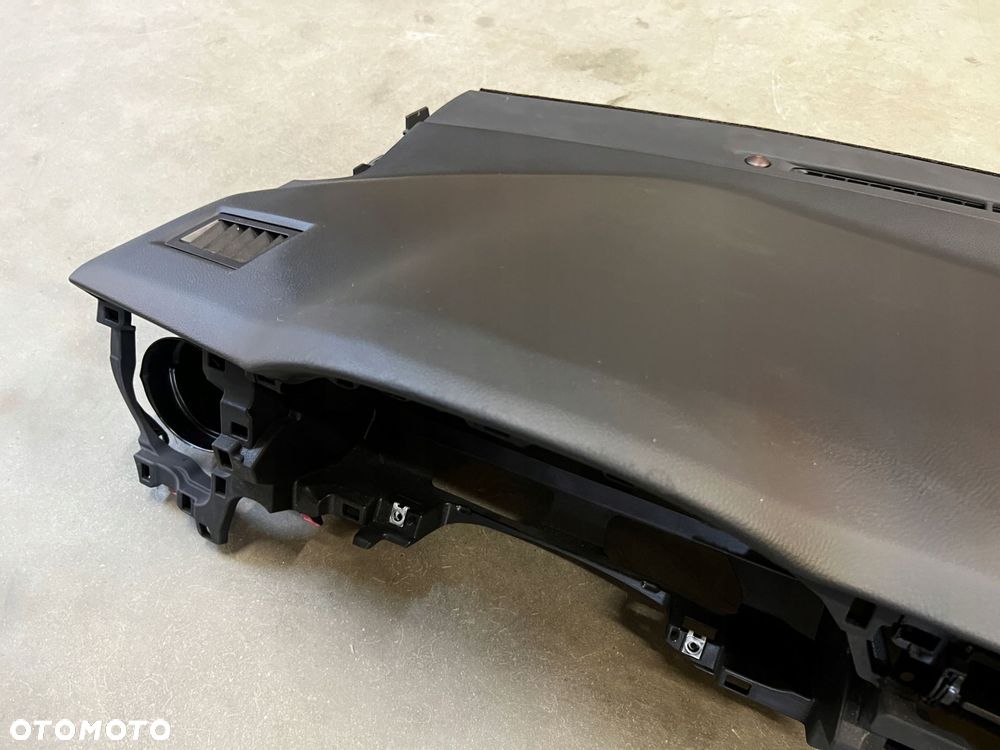 DESKA ROZDZIELCZA KOKPIT KONSOLA PODUSZKA AIRBAG TOYOTA AURIS II EU - 4