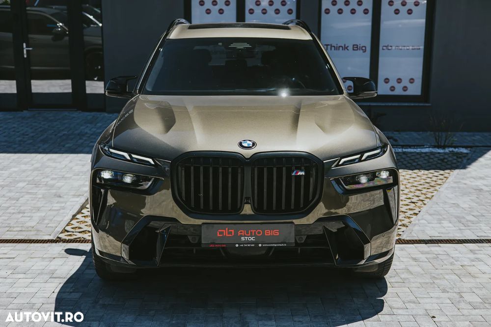 BMW X7 M60i xDrive AT MHEV - 2