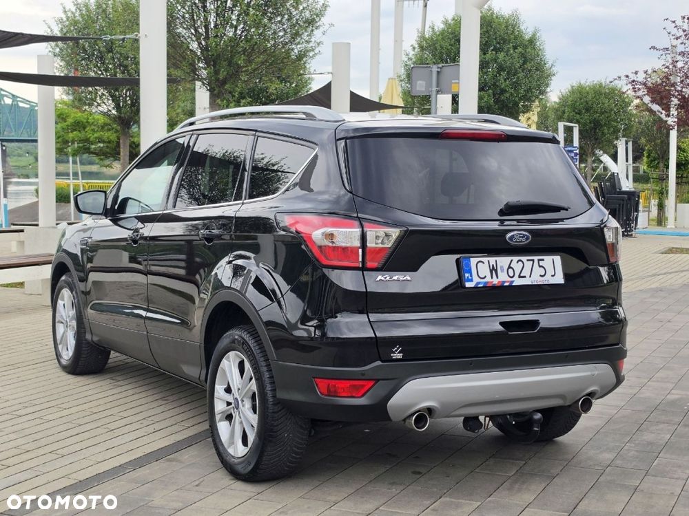 Ford Kuga - 32