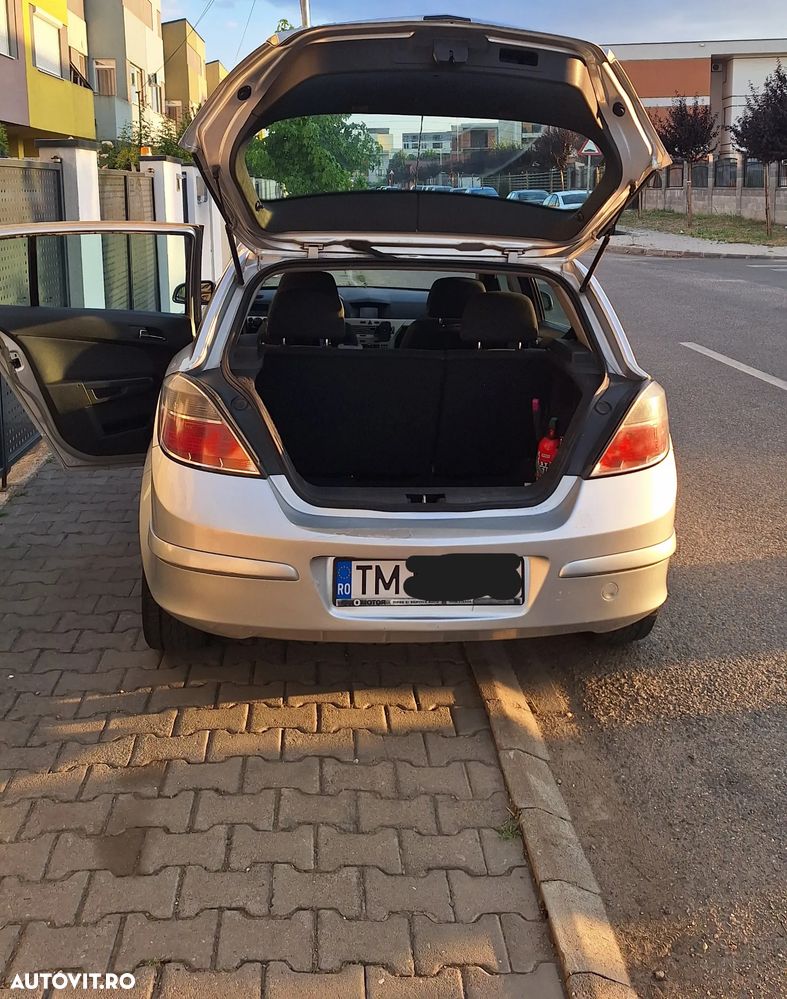 Opel Astra - 1