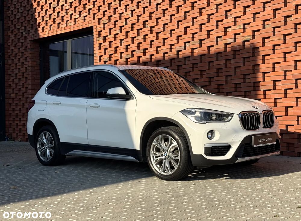 BMW X1 xDrive18d xLine - 9