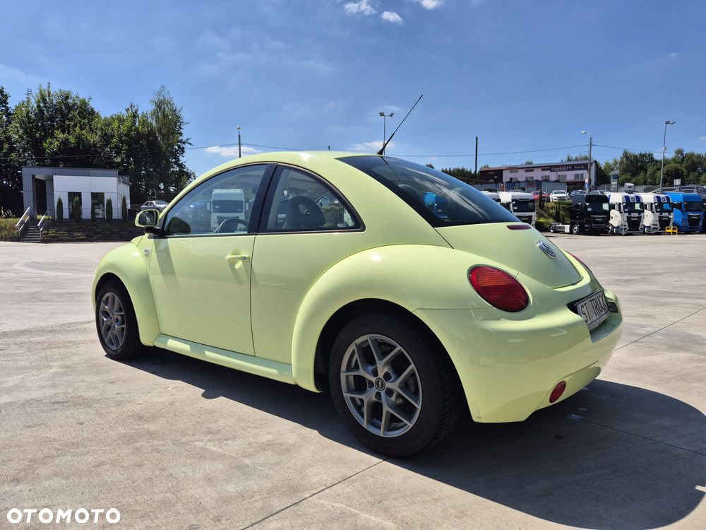 Volkswagen New Beetle 2.0 - 5