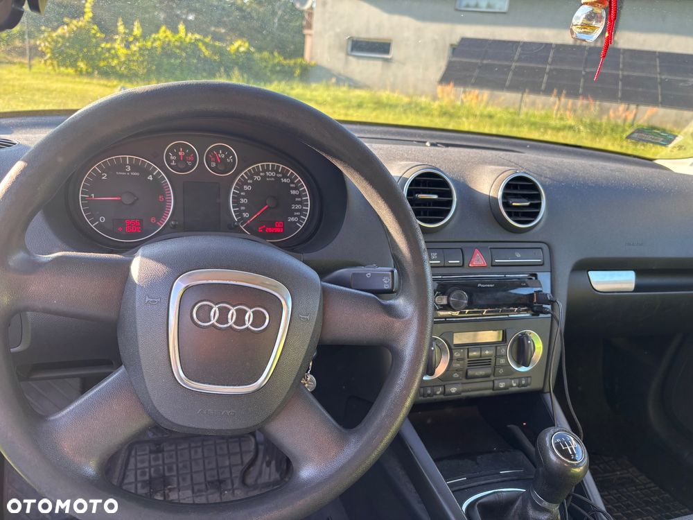 Audi A3 3-drzwiowe 1.9 TDI Ambiente - 12