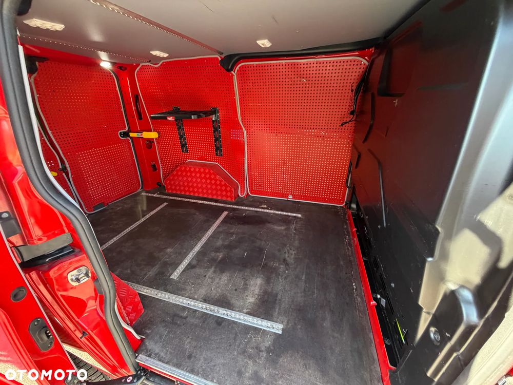 Ford TRANSIT CUSTOM - 34
