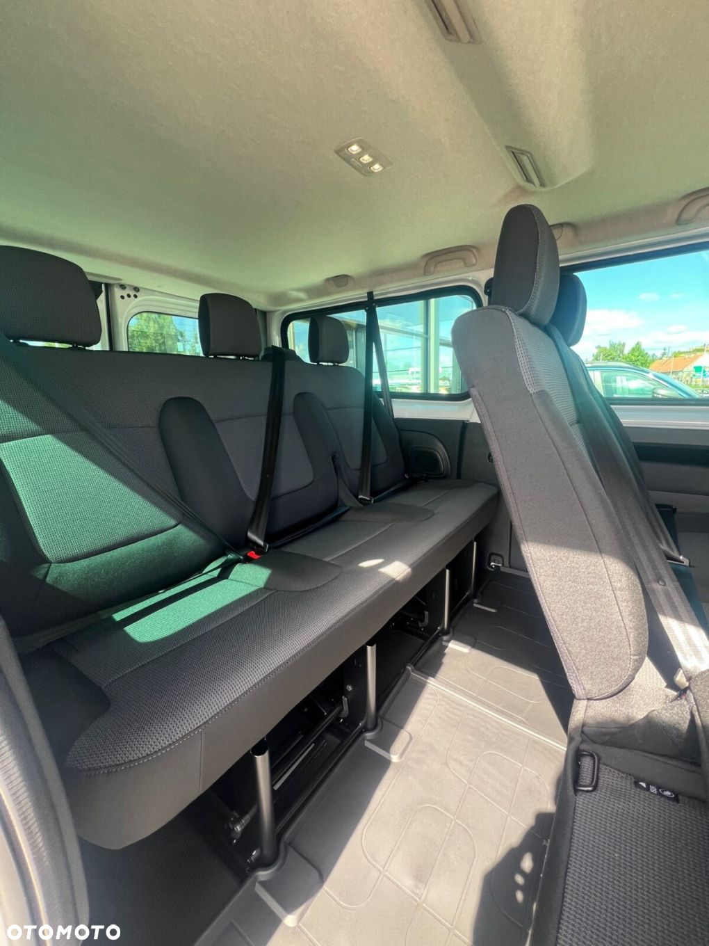 Renault Trafic - 14