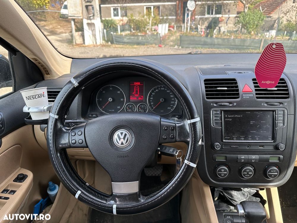 Volkswagen Golf 1.9 TDI DSG Comfortline - 12