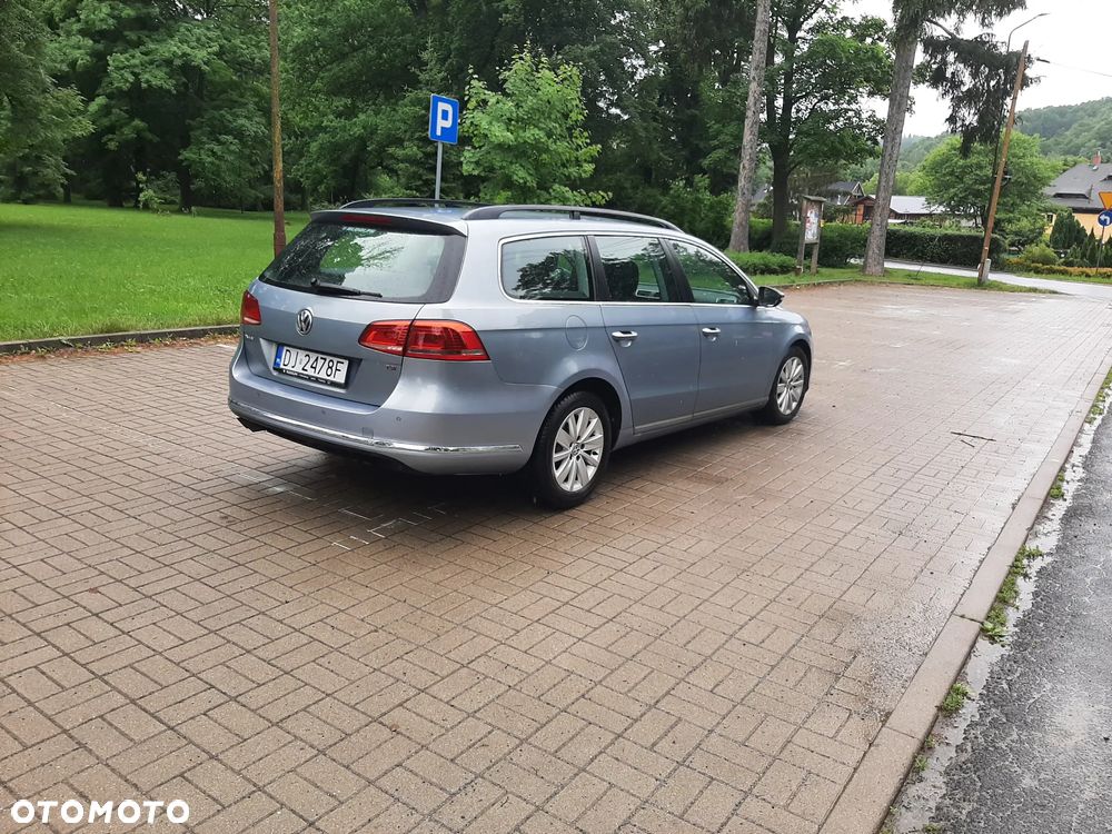 Volkswagen Passat Variant - 5