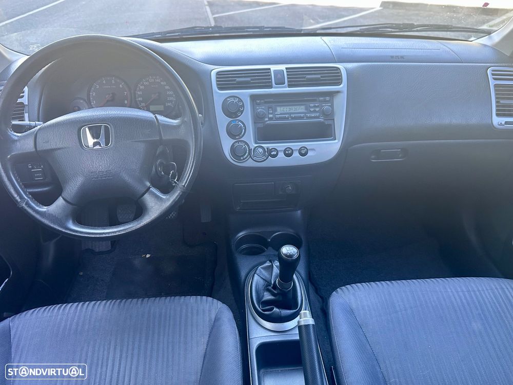 Honda Civic 1.6 ES - 7